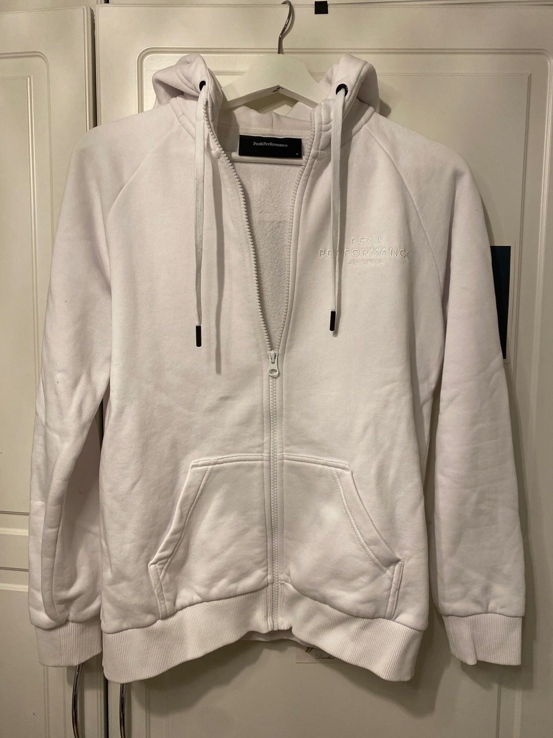 Peak performance hoodie