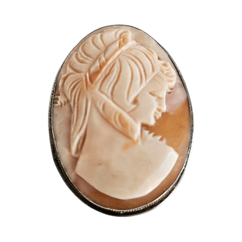 Cameo brooch with silver setting