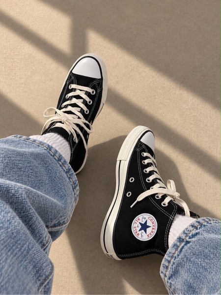 Sorte Converse sneakers