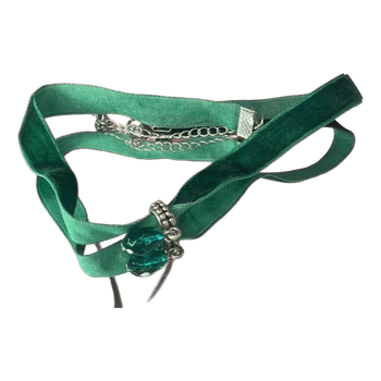 Vihreä samettichoker