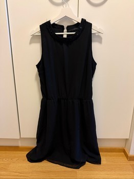 Musta mekko