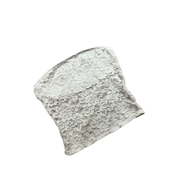 Valkoinen pitsi toppi🤍