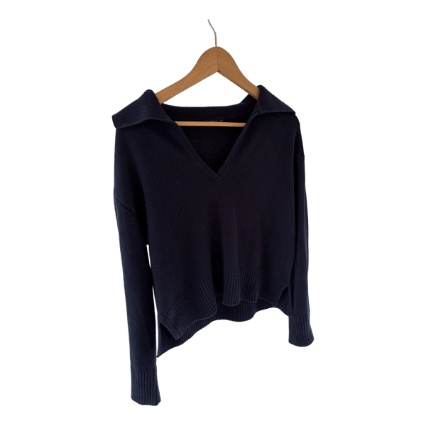 Gina Tricot mørkeblå striktrøje