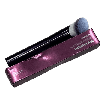 Hourglass foundation brush