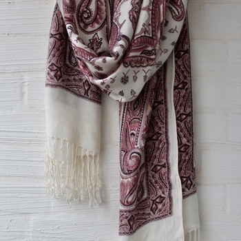 Ecru burgundy patterned scarf