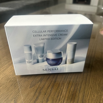 SENSAI  Cellular Performance Extra Intensive Cream