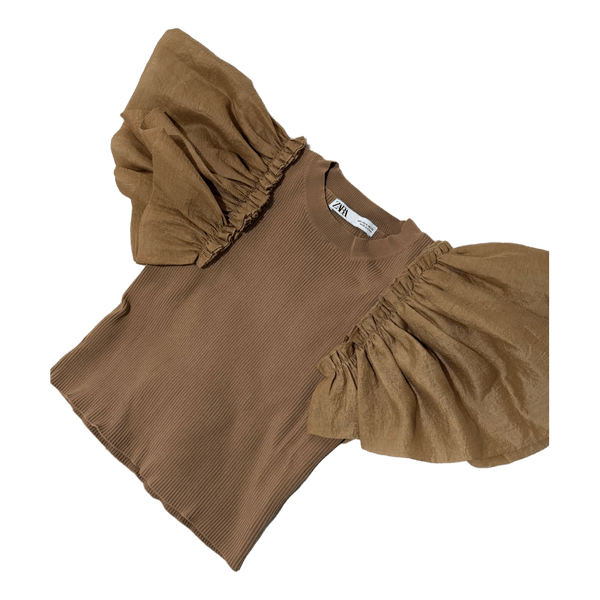 Brown ribbed puff sleeve top