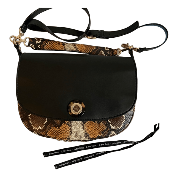 & Other Stories black leather bag with snake print/musta nahkalaukku käärmekuviolla