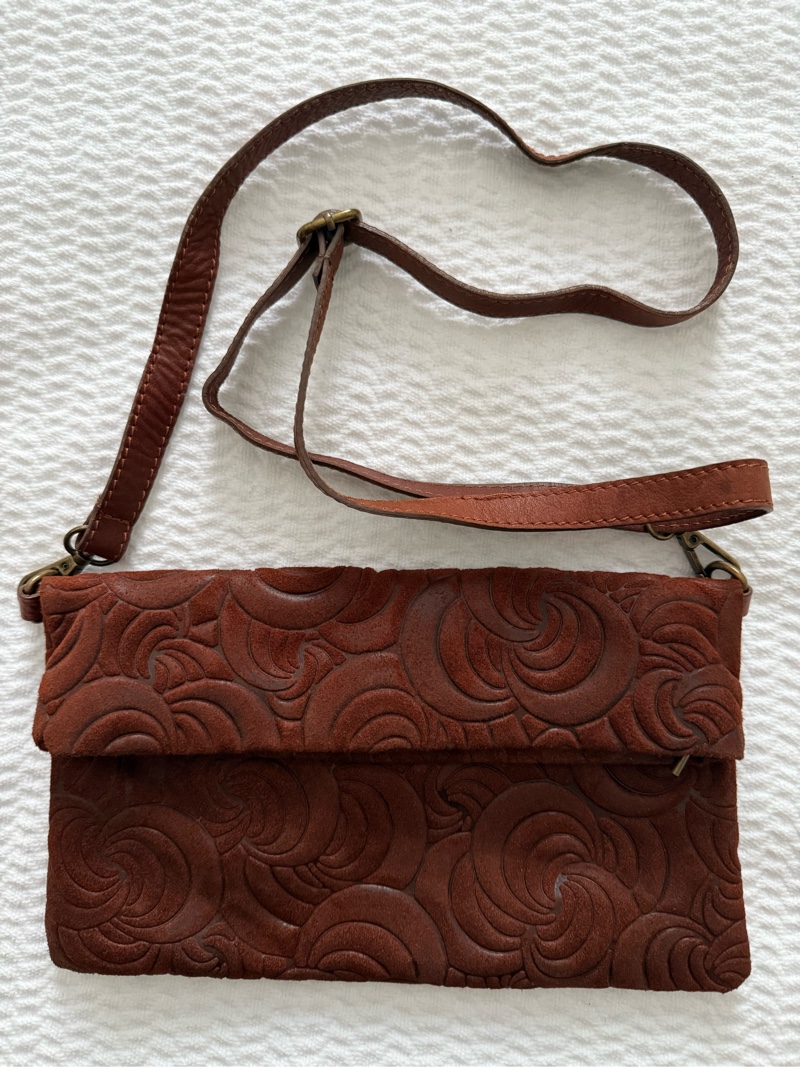 Foldvoer crossbody genuine leather bag