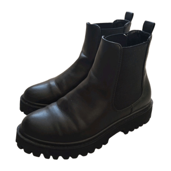 Even&odd shoes