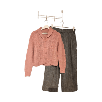 Vaaleanpunainen villatakki