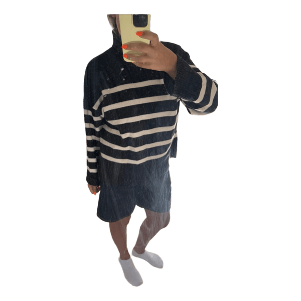 Stribet striksweater