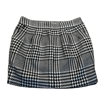Only skirt