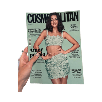 Fashion magazine issue