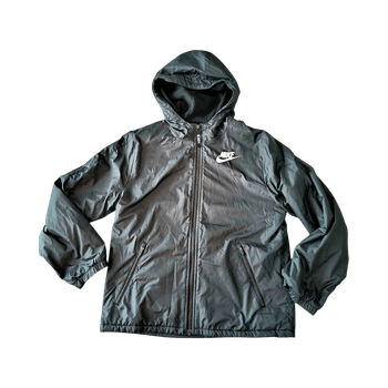 Musta fleecevuori takki