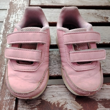Adidas tennarit koko 22
