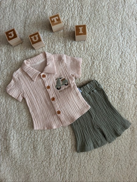 Boy shirt and shorts muslin set