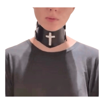 Black leather choker