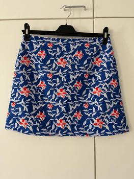 Floral mini skirt