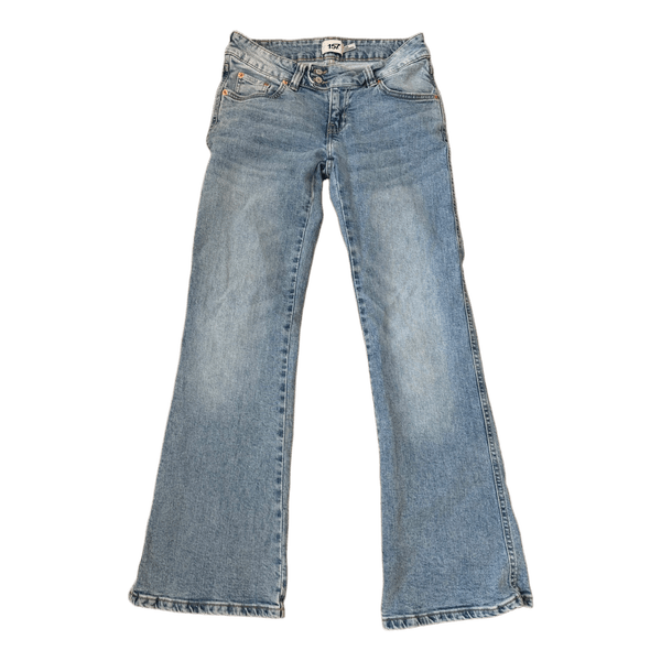 Lyseblå flare jeans