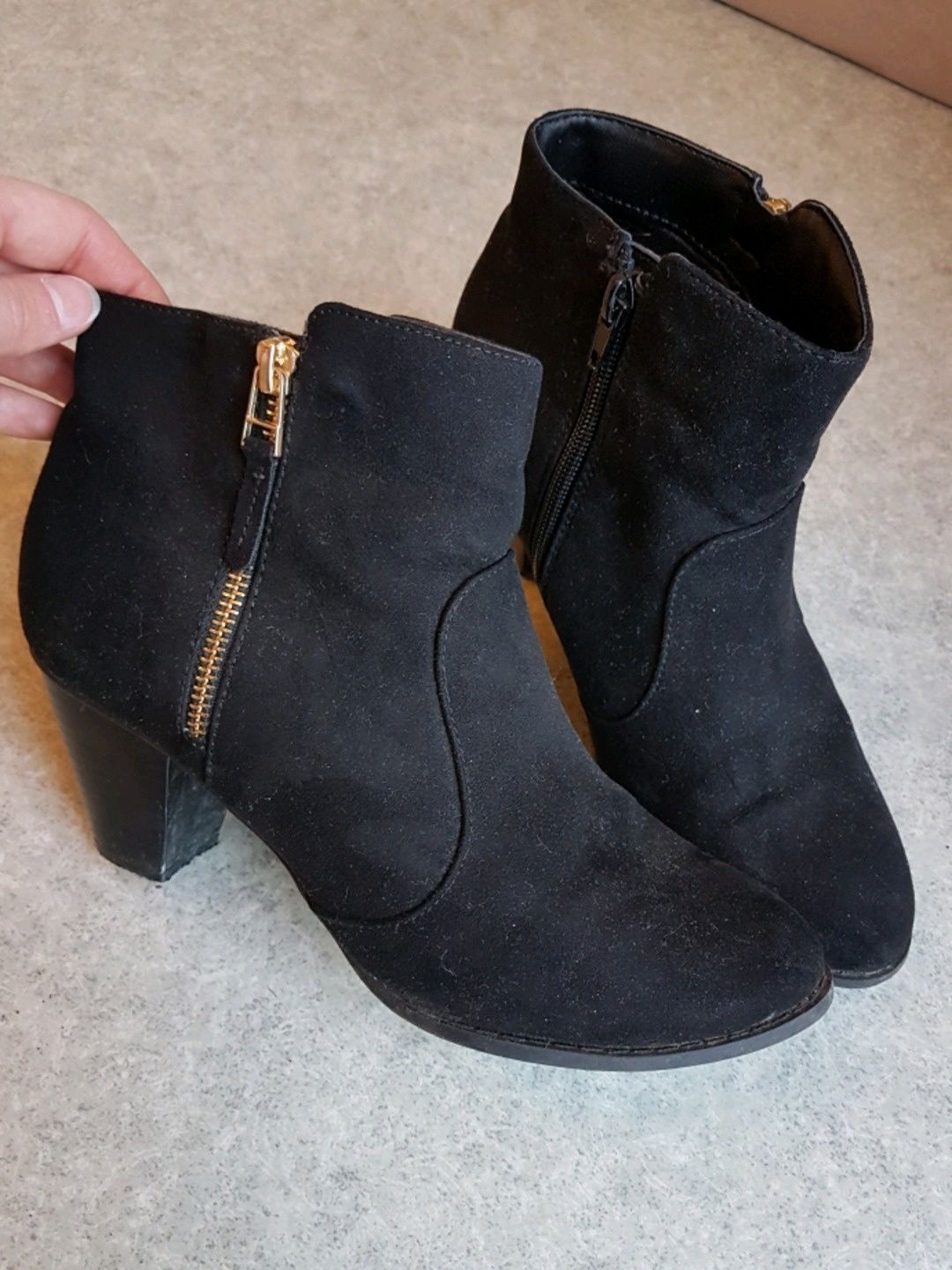 Atmosphere boots