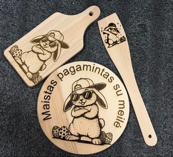 Medinių virtuvės įrankių rinkinys