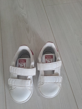 Valkoiset adidas stan smith tennarit