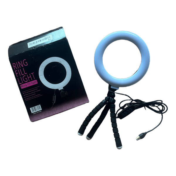 Ring light with tripod