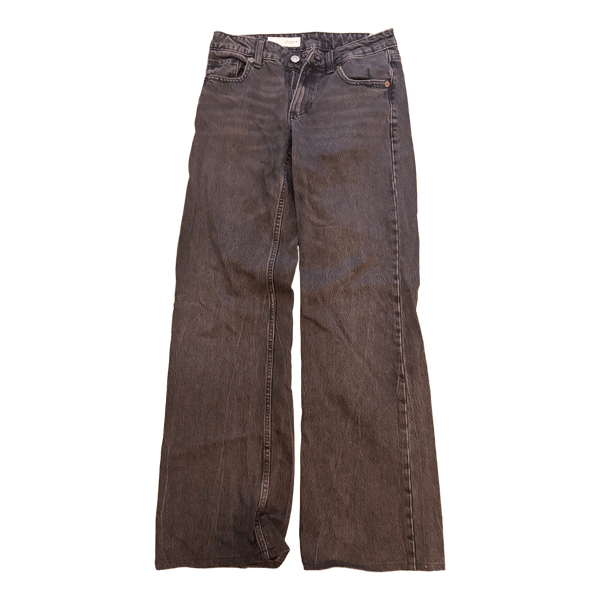 Sort denim jeans