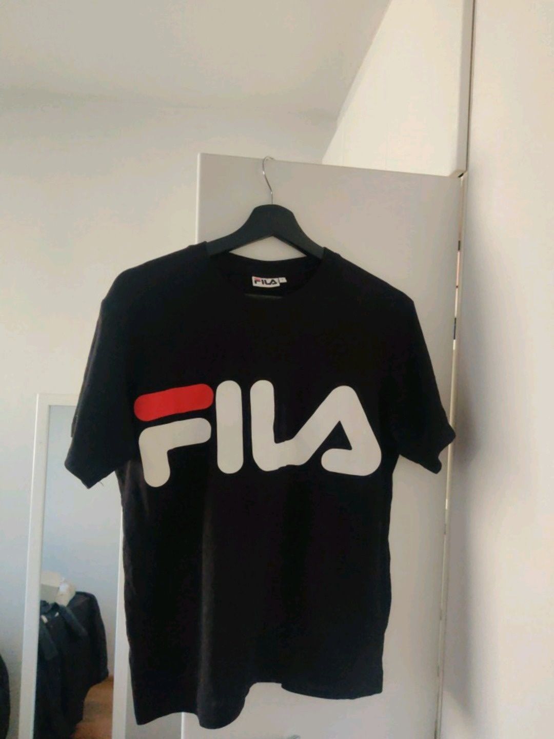 Fila top