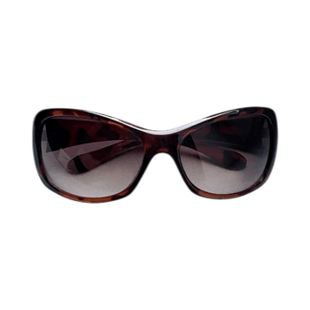 Brown oversized sunglasses