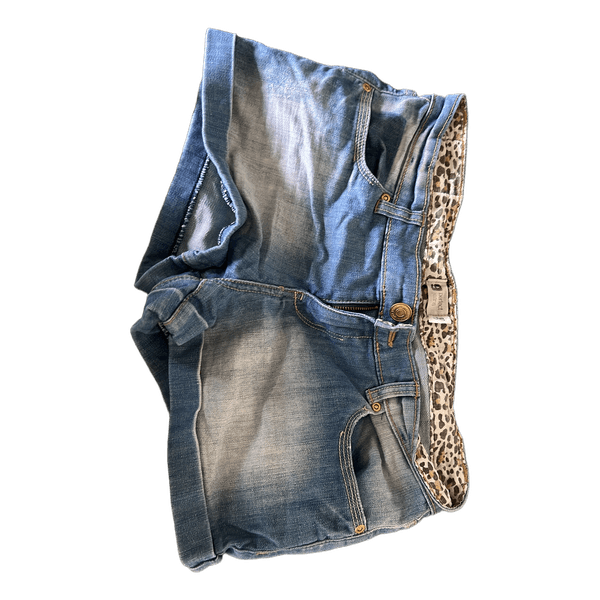 Blå denimshorts
