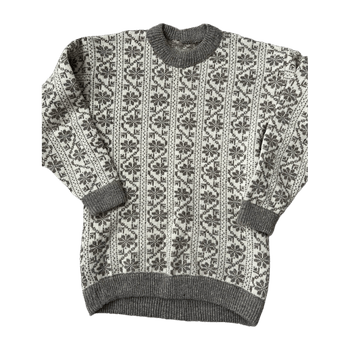 Handmade villapaita M