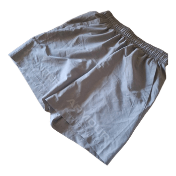 Under Armour harmaat shortsit