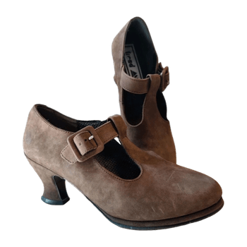 Trend heels