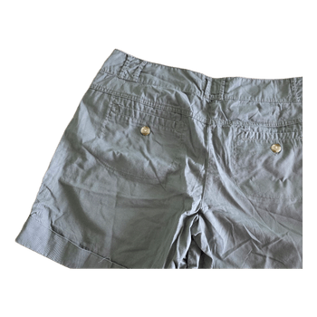 Chaki spalvos medvilniniai šortai