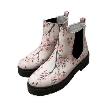 Valkoiset kukkakuosiset nilkkurit