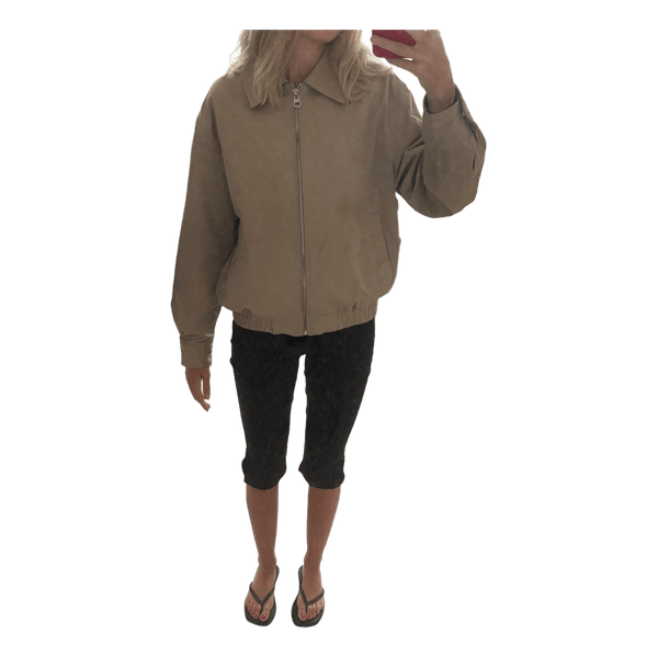 Beige jakke med lynlås