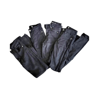 Mustat farkut, 4 kpl