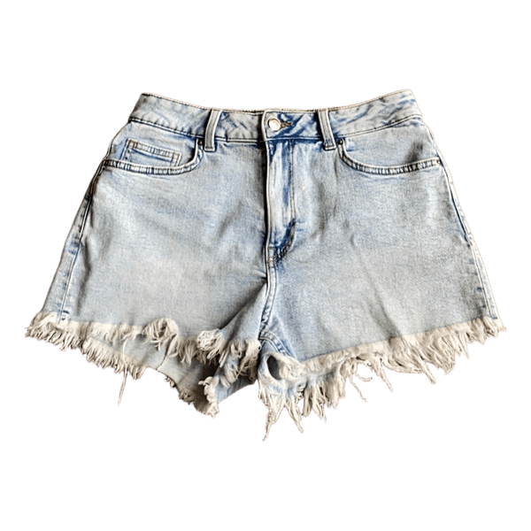 Lyseblå denimshorts fra H&M