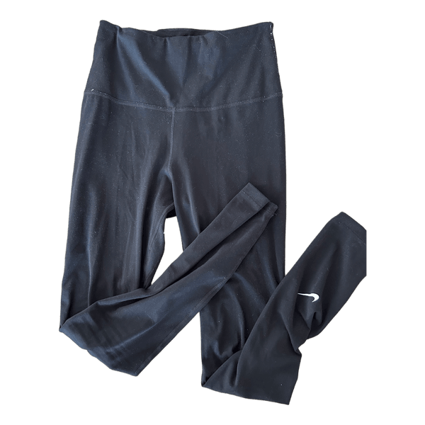 Black Nike leggings