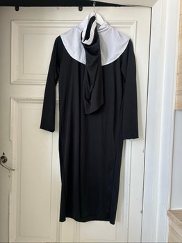 Nun costume dress