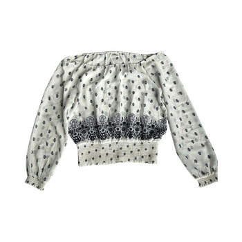 Valkoinen off-shoulder pusero