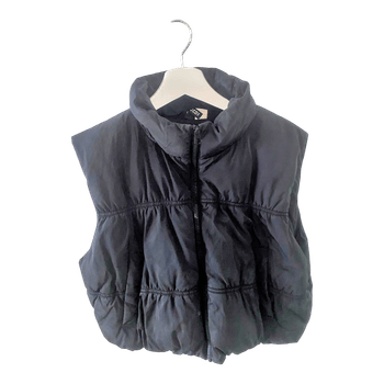 Divided black puffer vest