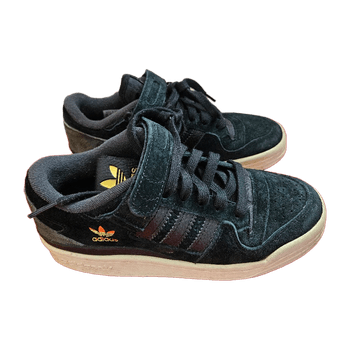 Adidas kengät 