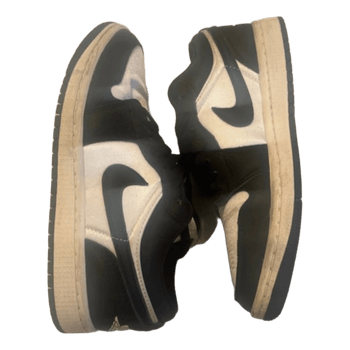 Nike Air Jordan sneakers vintage panda