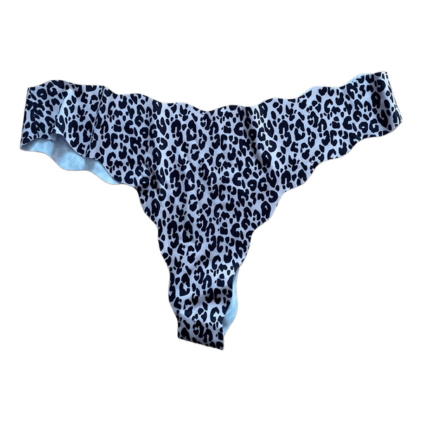Leopardmönstrade stringtrosor