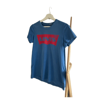 Levi’s top