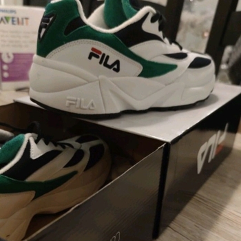 Fila sneakers