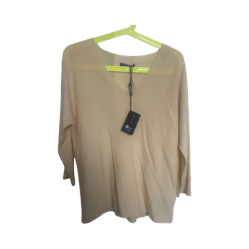 beige cashmere neule